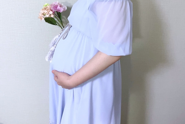 マタニティウェアはどこで買う?おしゃれで可愛いマタニティ服のおすすめ店舗を紹介!安いのはどこ?
